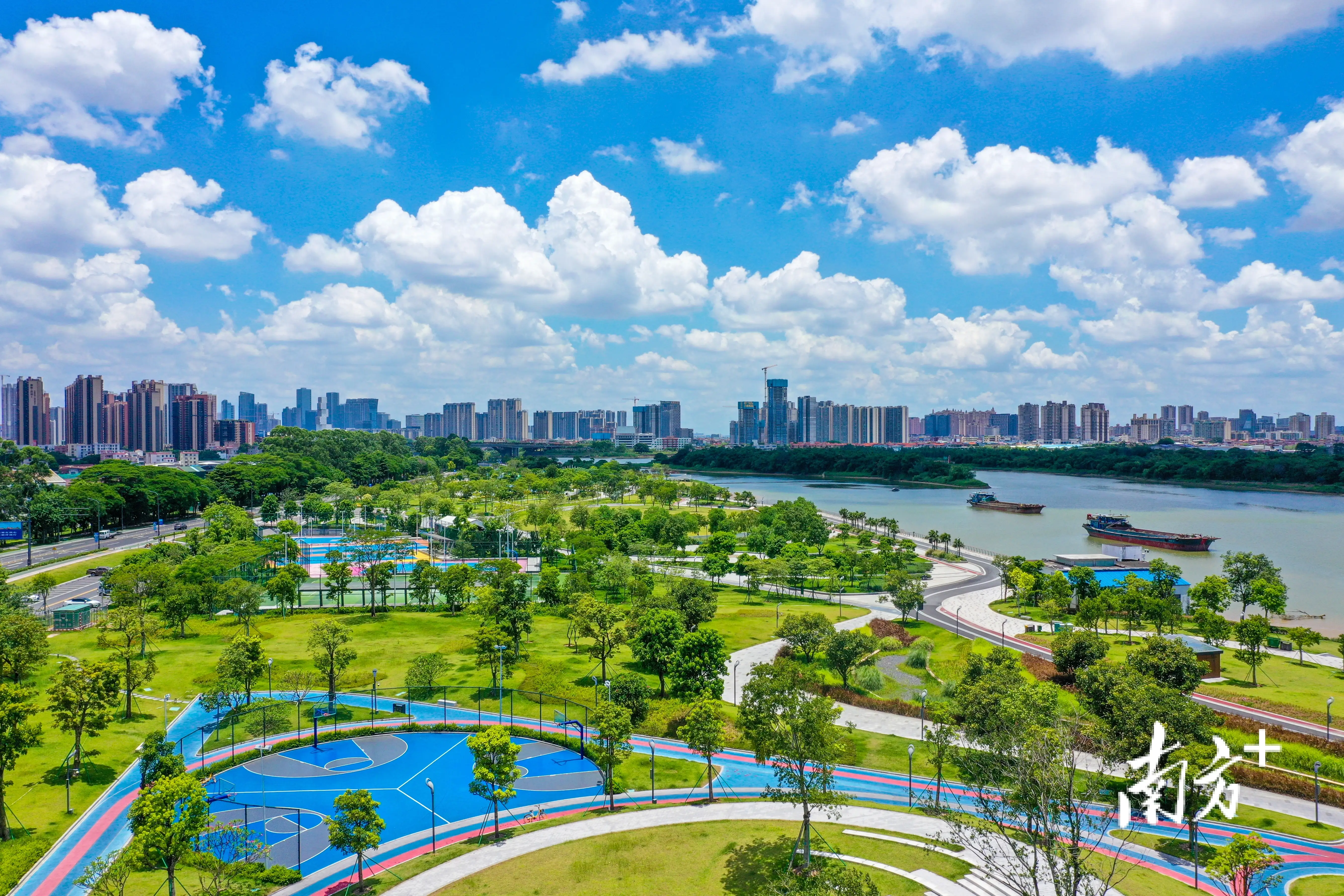 佛山禅城小巷子的物价秘密,探访岭南老城的烟火气与性价比