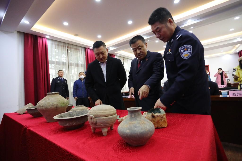 济南夜间野鸡出没地图：老猎户私藏点位大揭秘