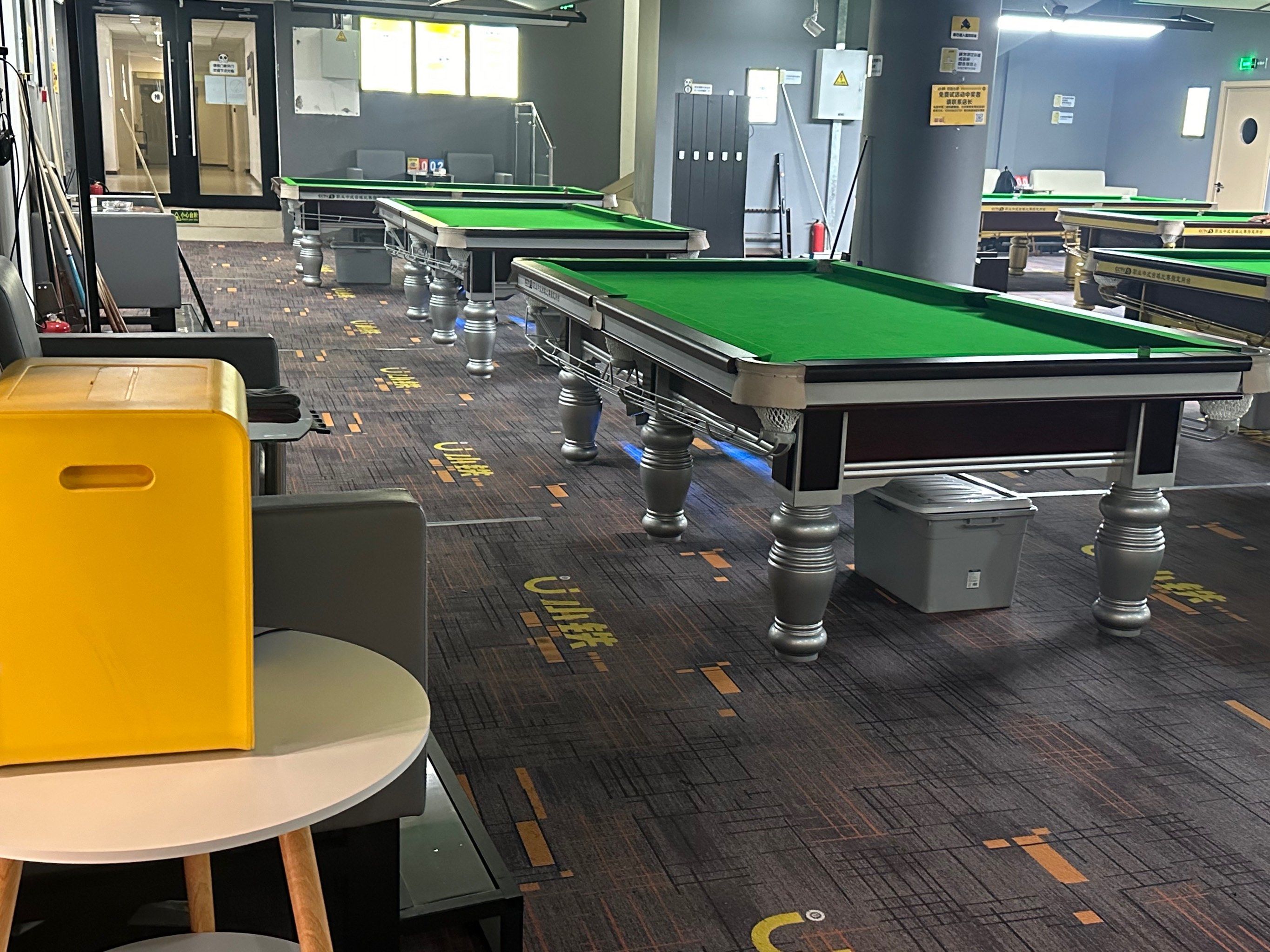 100元三小时服务：都市青年的时间价值重塑实验