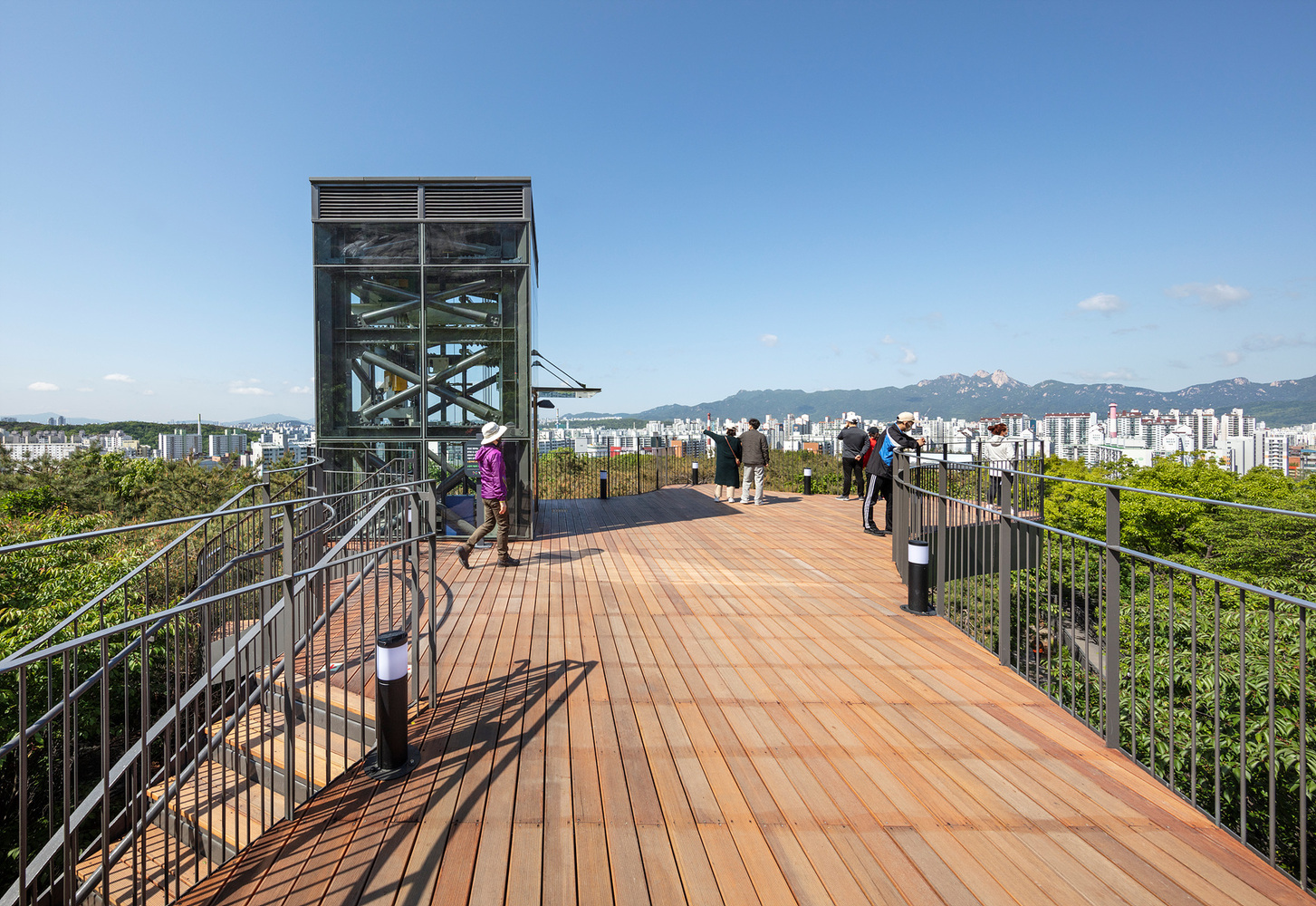 龙泉现在别人怎么约到大学生