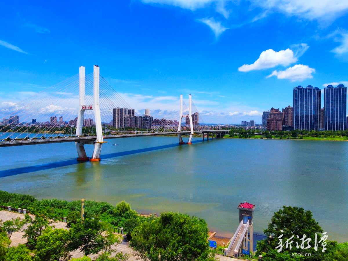 湘潭如何轻松约到附近的单身女生