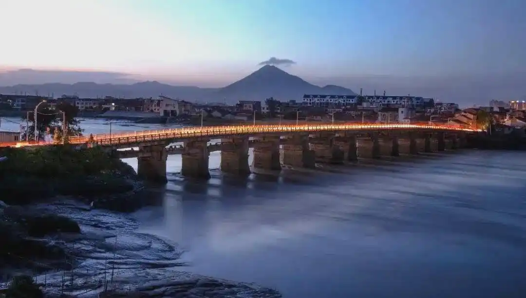 据权威消息透露，最新消息：莆田涵江哪找土车女，具体位置和靠谱方法