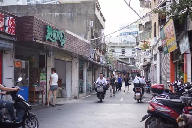 解读问题：海口义龙路多少钱一次——本地人告诉你真实价格与避坑指南