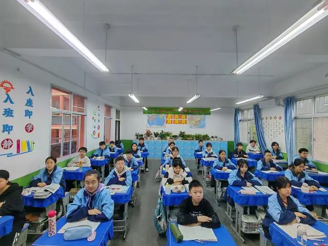 淮安附近初中生100元3小时靠谱吗