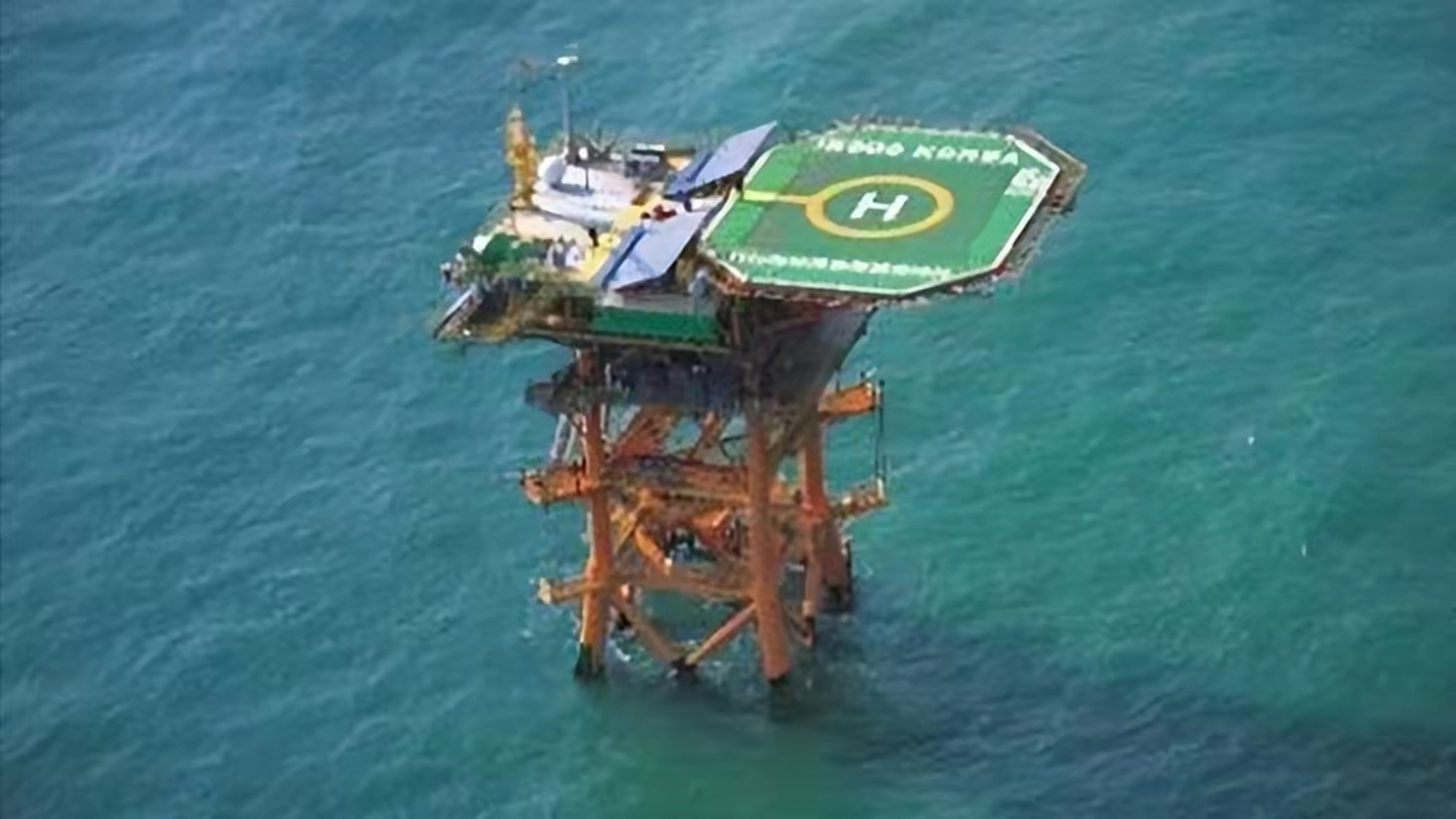 同城快餐暗礁：即时配送狂欢下的安全隐患与突围之道