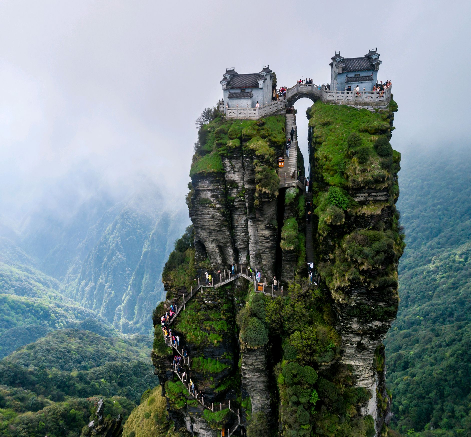 铜仁火车站小巷子