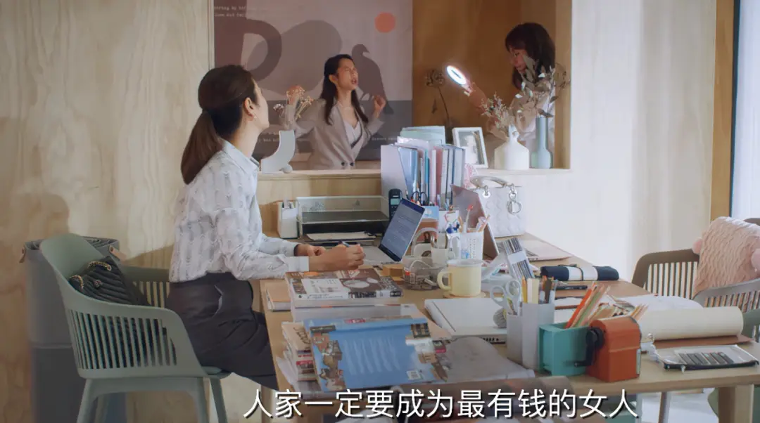 200元快餐：都市青年的生存密码与消费困局