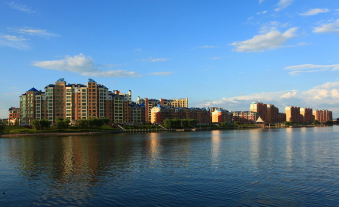 全国聚凤阁信息论坛：普通人也能玩转的干货平台