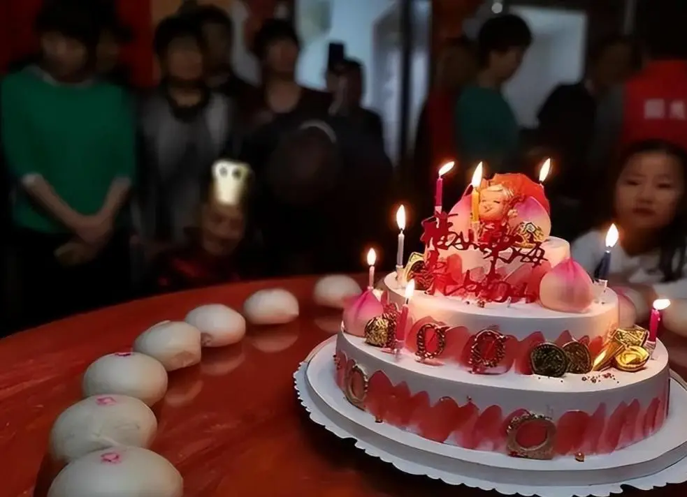 石板滩花茶铺60元一次：藏在老街巷的市井茶事