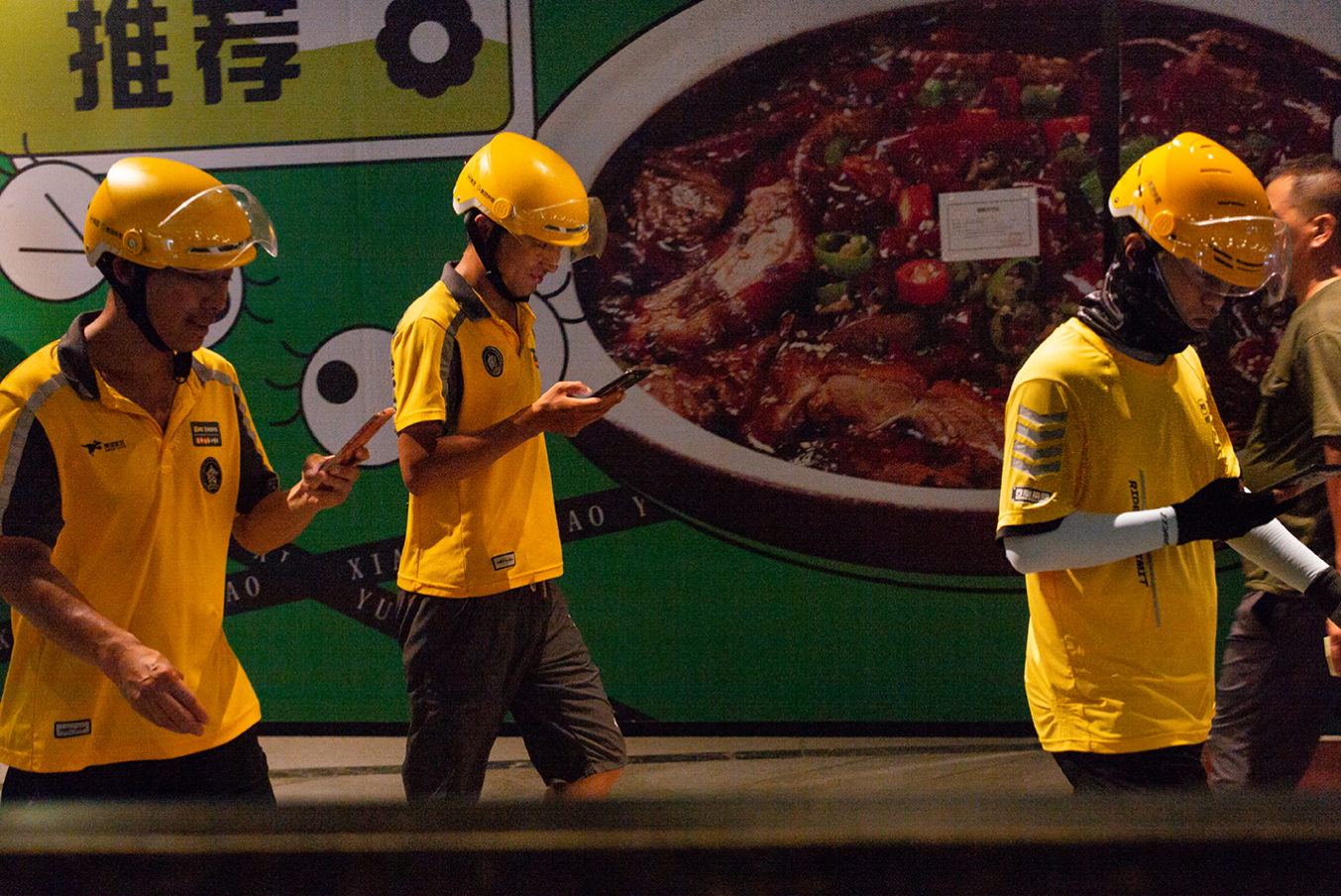 广州茶饮外卖如何省40%配送费？3大平台隐藏优惠全解析