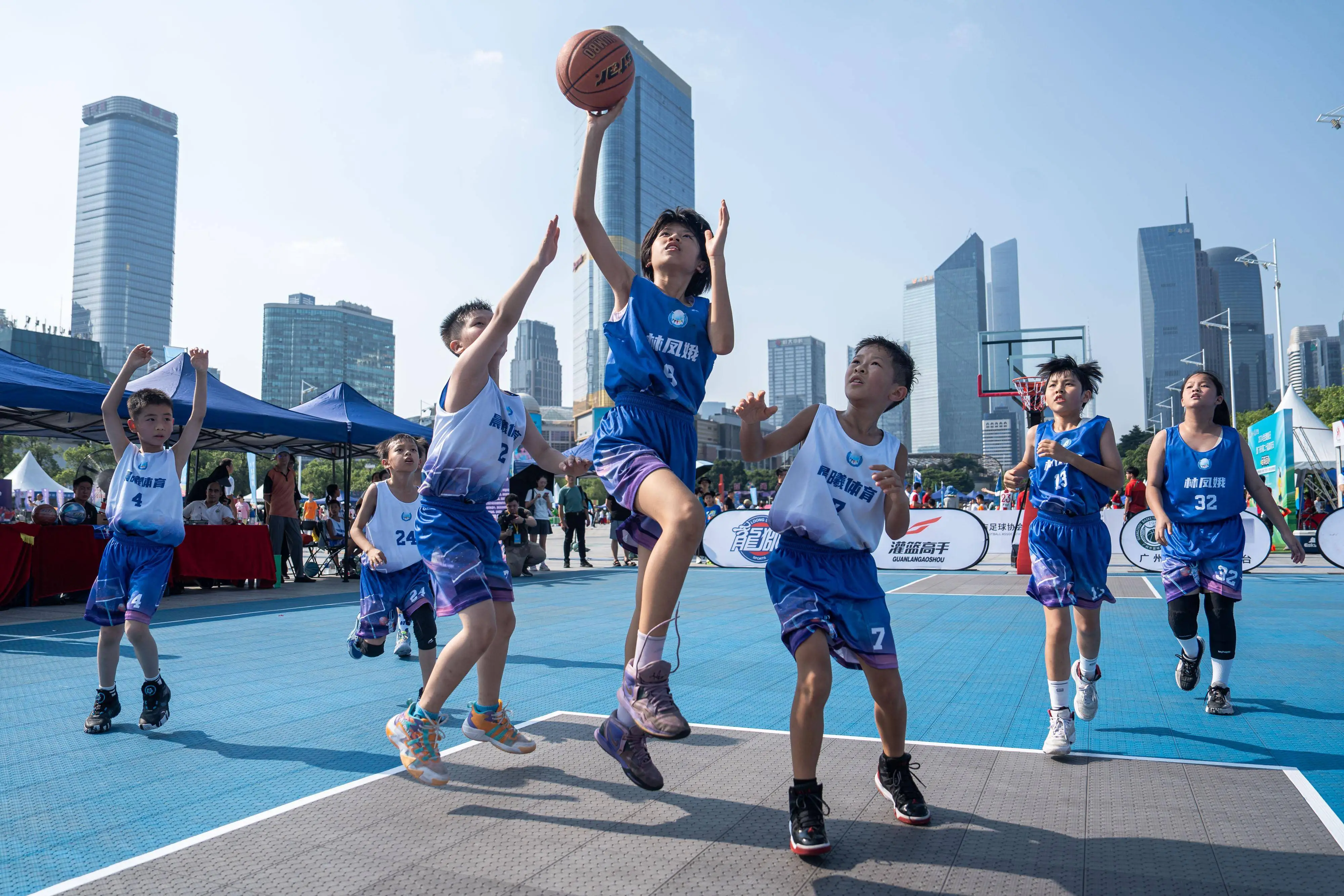 全国空降约跑：打破时空界限的全民运动新革命