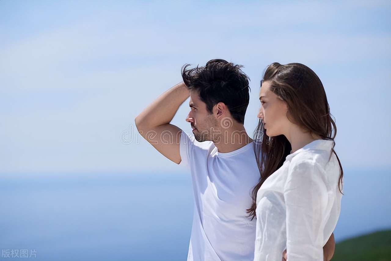 亲密关系中的情感纽带与互动模式探索——亲密关系里的情感秘密