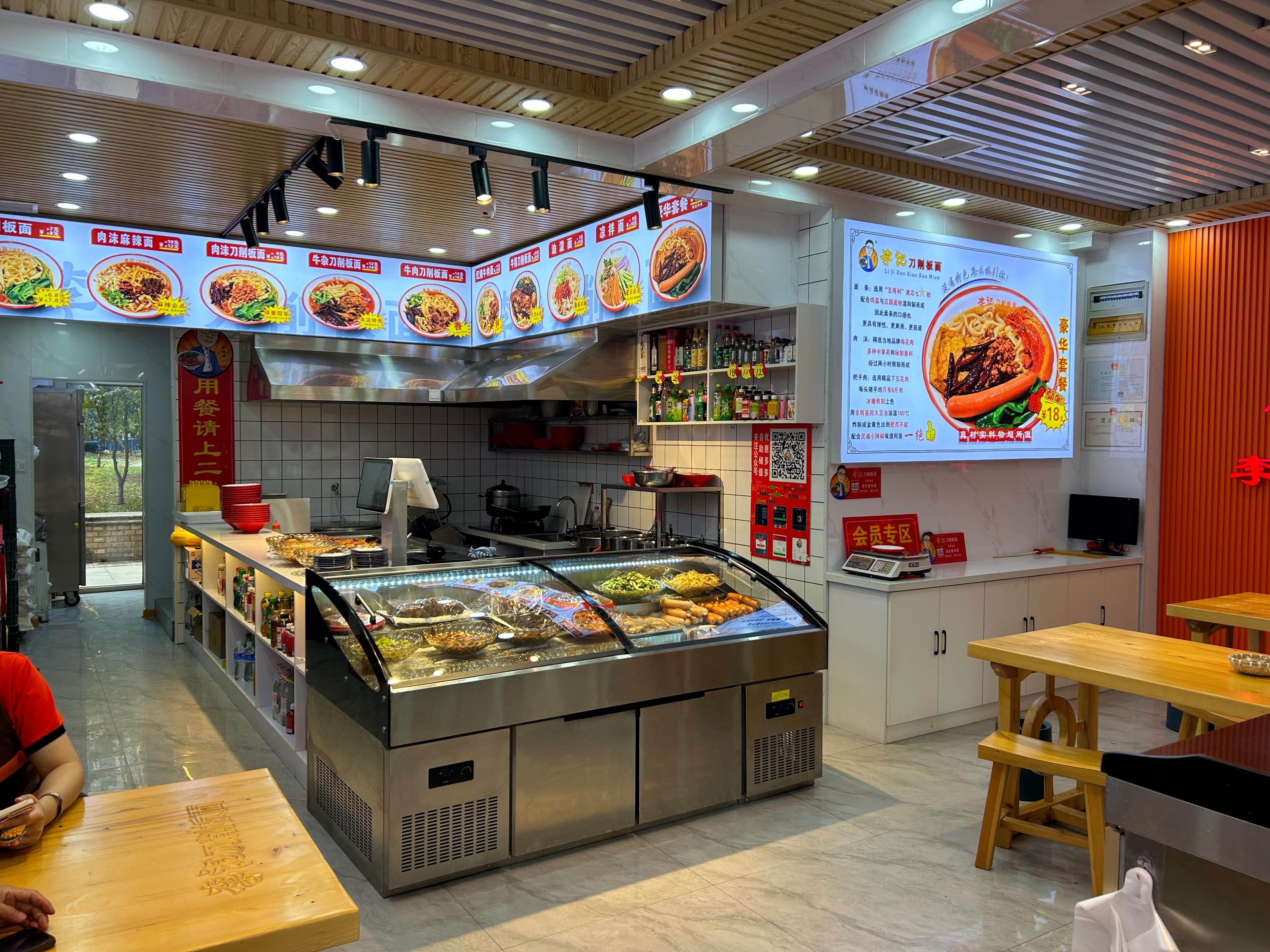 哈尔滨快餐300元套餐怎么选_省40%费用的全流程避坑指南