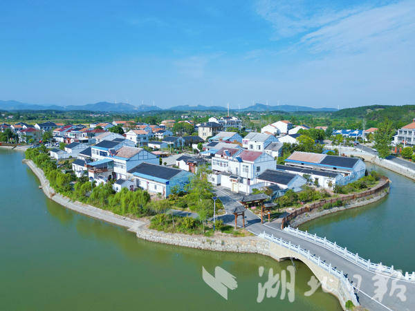 百元如何玩转广水一条街？_揭秘低成本高体验的消费密码