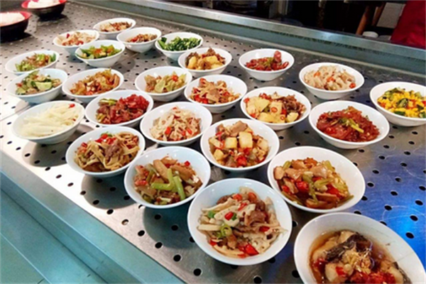 400元3小时快餐不限次：一场关于时间、金钱与欲望的都市实验