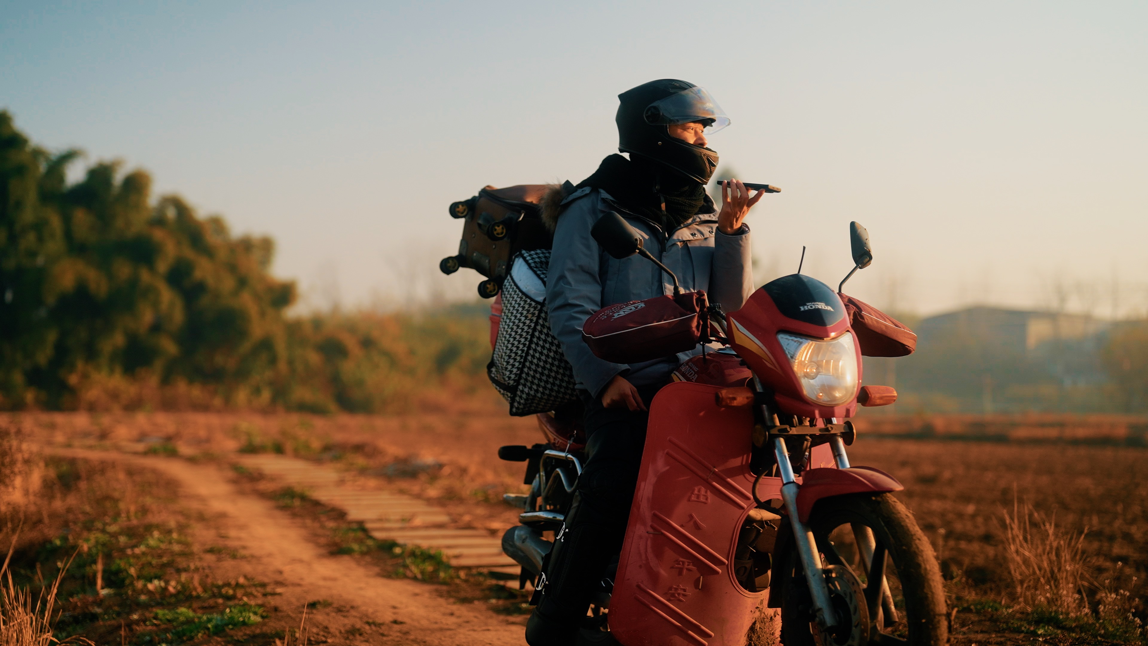 东郊到家上门服务靠谱吗？深度分析安全隐患与防范措施