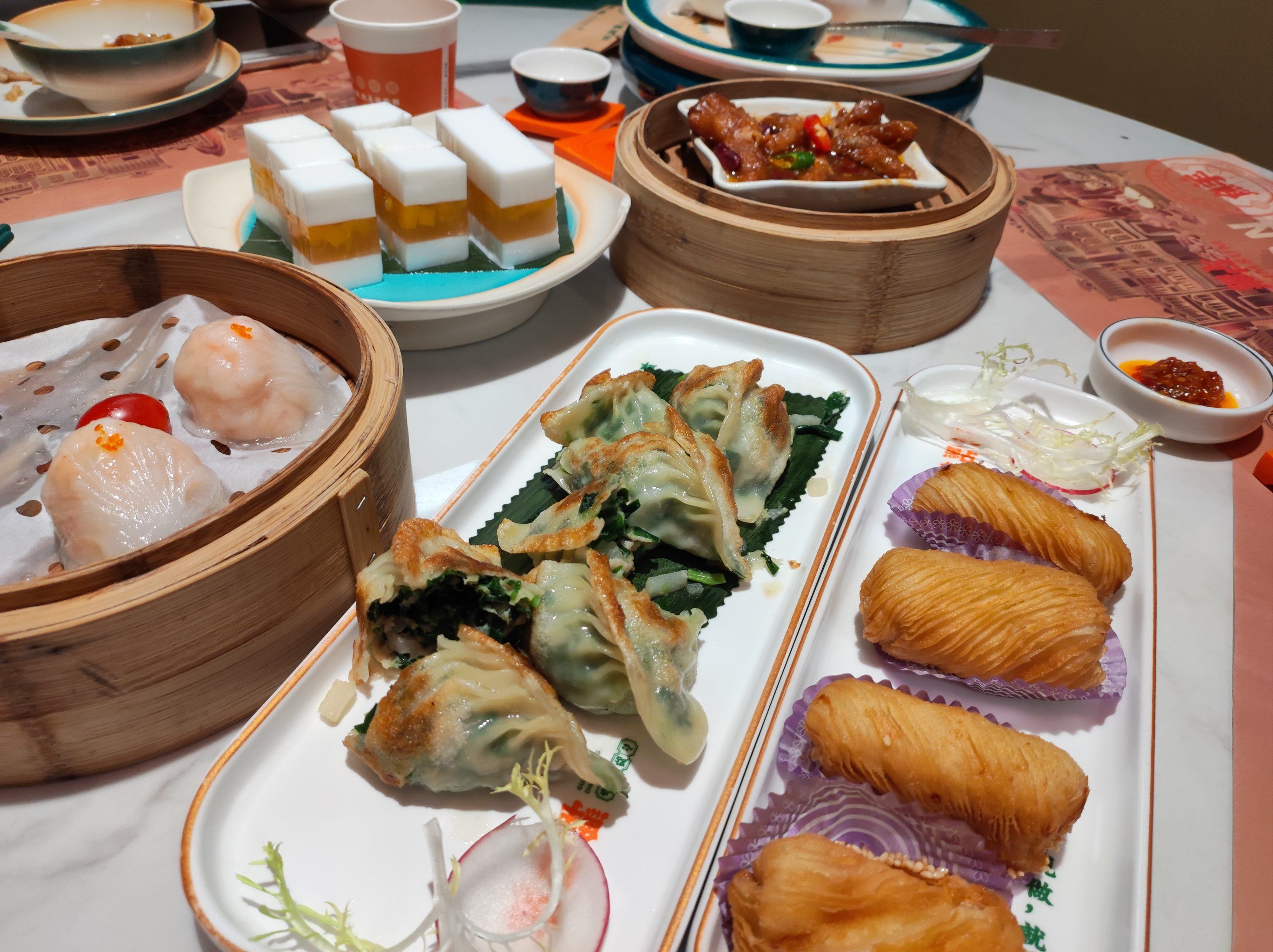 500元预算玩转广州夜生活：这份高性价比茶室社交全攻略请收好