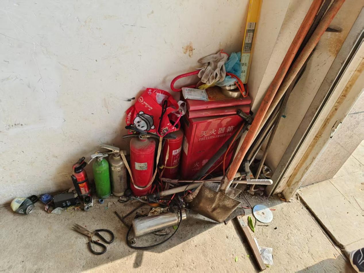 附近人100米去她家电话,现代社交的便捷与隐忧