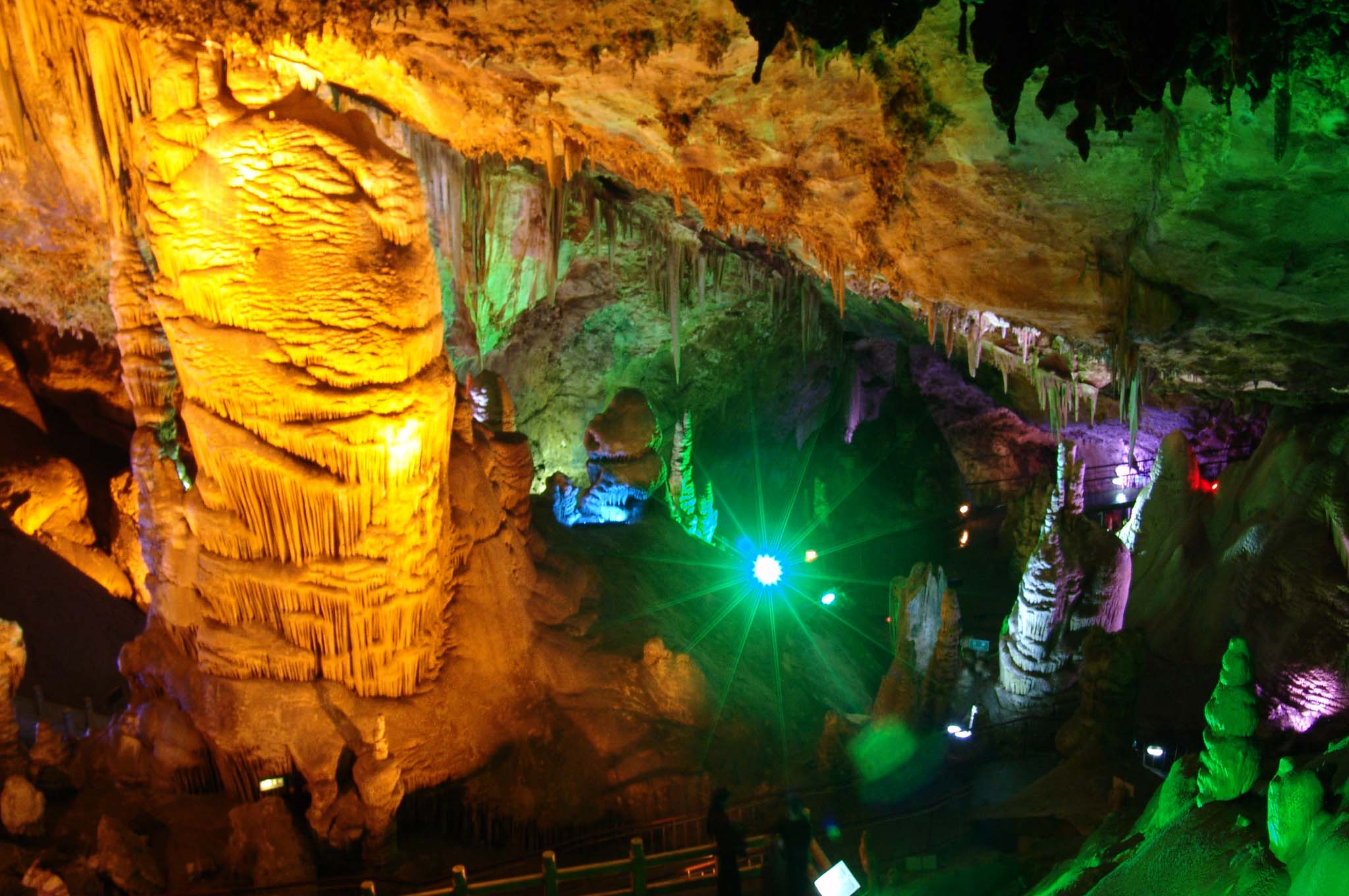 抚顺鸡窝最著名的三个地方：自然奇观与人文秘境全攻略