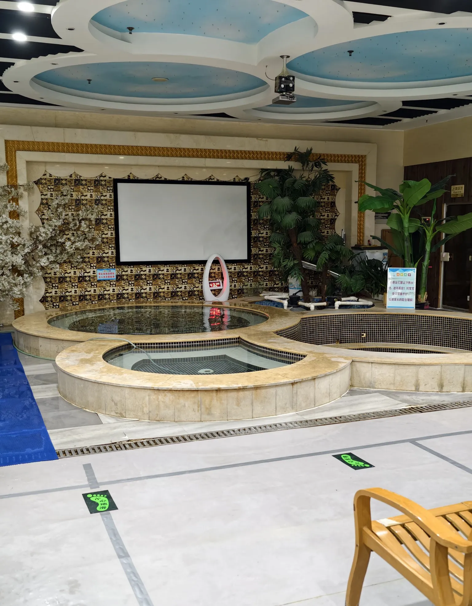 乌鲁木齐哪里可以体验特色陪洗？揭秘本地省50%费用的玩法揭秘