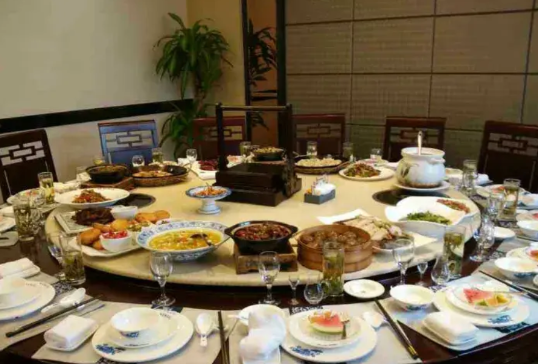 呼市快餐200半夜500联系方式背后揭秘：夜间餐饮价格乱象全记录