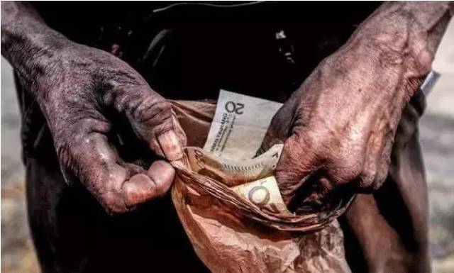 400元不限次快餐二维码背后的消费革命与商业逻辑